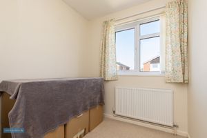 Bedroom- click for photo gallery